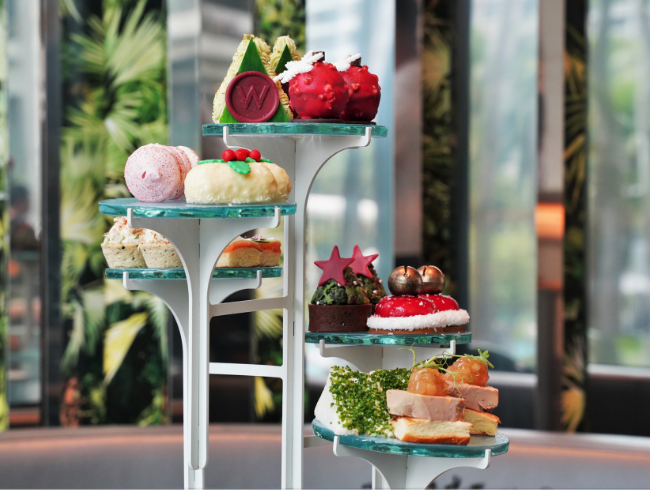 W FESTIVE AFTERNOON TEA